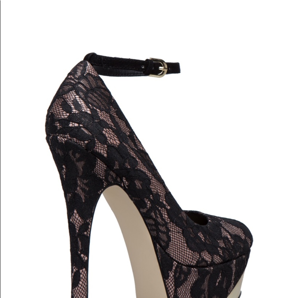 Lace & Gold Heels - Picture 3 of 4